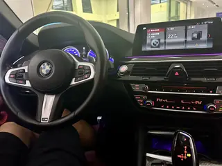 BMW 5 Series 2018 Reforma 530Li Líder M Conjunto deportivo exterior foto 10