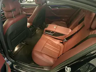 BMW 5 Series 2018 Reforma 530Li Líder M Conjunto deportivo interior foto 13