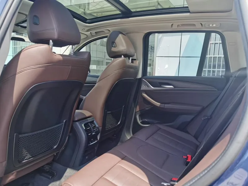 BMW X3 2018 xDrive28i Luxury Set Country VI interior photo 8