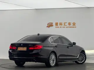 BMW 5 Series 2020 530Li Leading Type Luxury Set interior photo 11