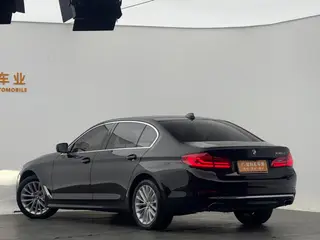 BMW 5 Series 2020 530Li Leading Type Luxury Set interior photo 12