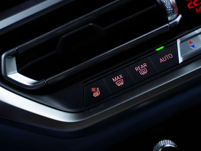 BMW M3 2021 M3 four-door sedan Thunder Edition interior photo 14