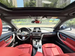 BMW 3 Series 2019 320i M Conjunto deportivo interior foto 11