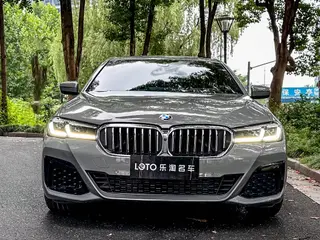 BMW 5 Series 2022 Restyling 540i Fashion Edition M Sports suit exterior photo 2