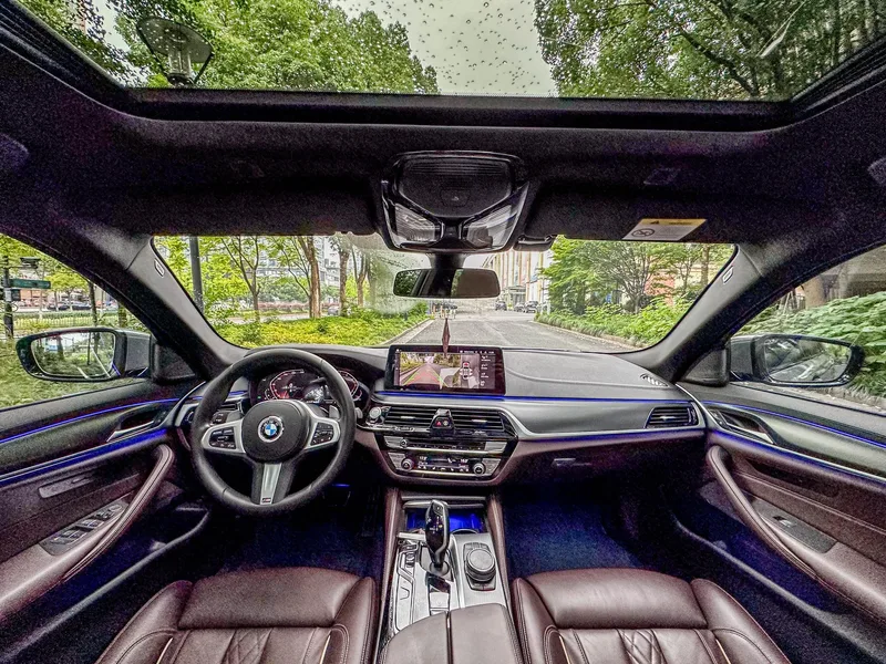 BMW 5 Series 2022 Restyling 540i Fashion Edition M Sports suit exterior photo 7