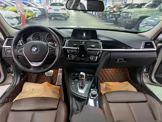 BMW 3 Series 2018 320Li Style tendance intérieur photo 12