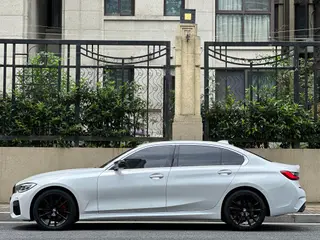 BMW 3 Series 2020 325Li M Sports suit exterior photo 7