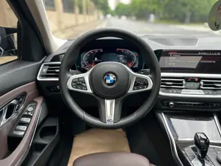 BMW 3 Series 2020 325Li M Sports suit interior photo 14