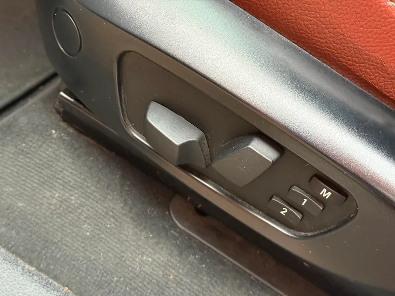 BMW X3 2011 xDrive28i Leading Type interior photo 10