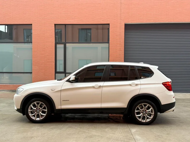 BMW X3 2011 xDrive28i Leading Type interior photo 15