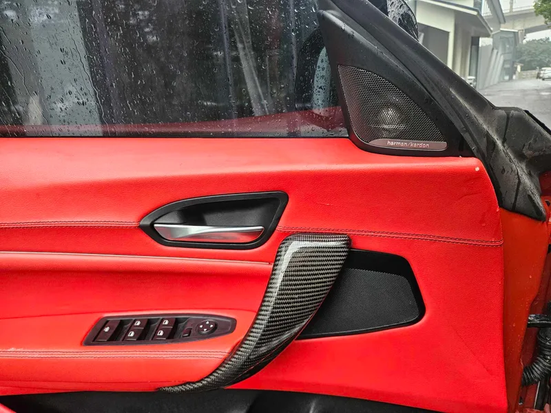 BMW 2 Series 2015 218i Coupé cabriolet intérieur photo 9