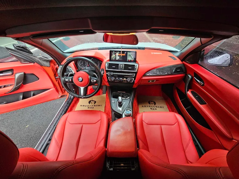 BMW 2 Series 2015 218i Coupé cabriolet intérieur photo 12