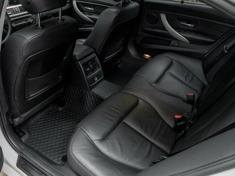BMW 3 Series 2015 328Li Fashionable interior photo 7
