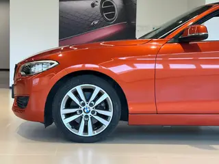 BMW 2 Series 2015 220i Coupé convertible Líder exterior foto 5