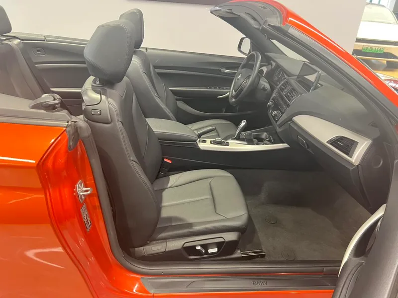 BMW 2 Series 2015 220i Coupé convertible Líder exterior foto 8