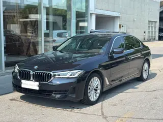 BMW 5 Series 2021 Mise à jour 525Li Ensemble de luxe