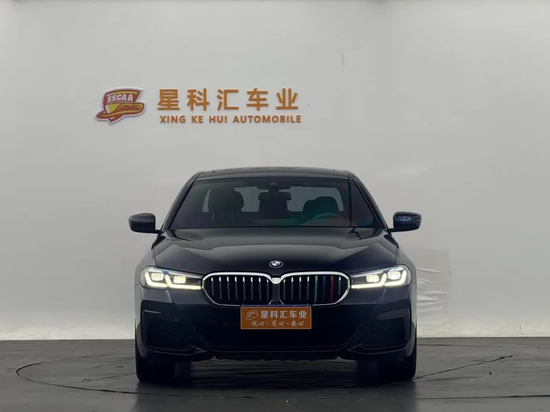 BMW 5 Series 2021 Restyling 525Li M Sports suit exterior photo 3