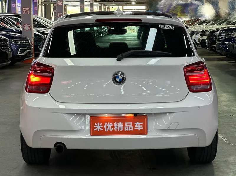 BMW 1 Series (Imported) 2013 Restyling 116i Leading Type exterior photo 4