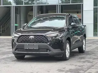 Toyota Corolla Cross 2024 2.0L CVT Предварительная версия