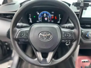Toyota Corolla Cross 2024 2.0L CVT Version avant-gardiste intérieur photo 13