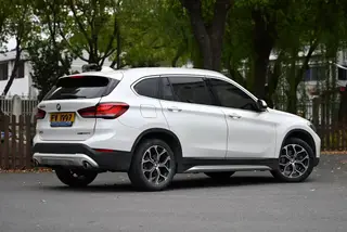 BMW X1 2020 sDrive20Li Fashionable exterior photo 4