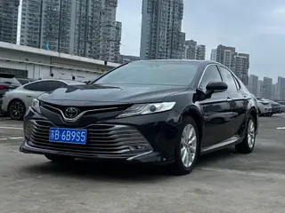 Toyota Camry 2018 2.0G Luxury Edition