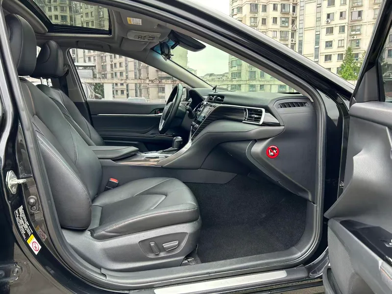 Toyota Camry 2018 2.0G Version de luxe intérieur photo 16
