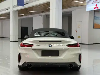 BMW Z4 2022 sDrive 25i M Conjunto deportivo exterior foto 5