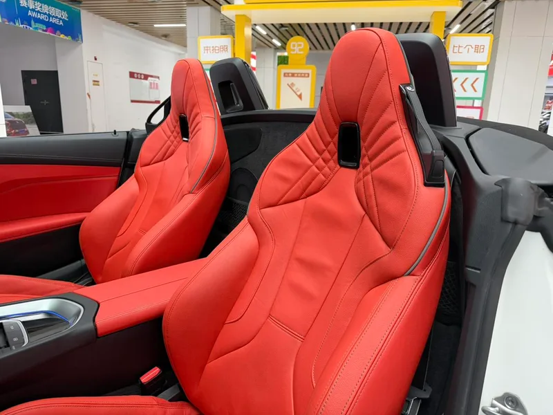 BMW Z4 2022 sDrive 25i M Conjunto deportivo interior foto 12