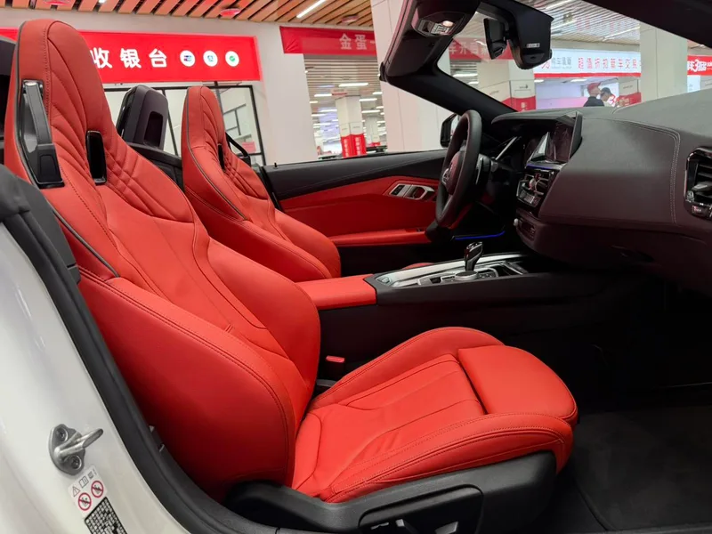 BMW Z4 2022 sDrive 25i M Conjunto deportivo interior foto 13