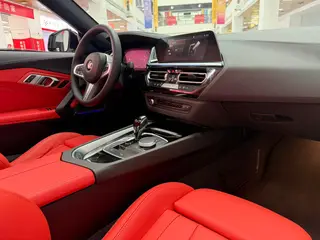 BMW Z4 2022 sDrive 25i M Conjunto deportivo interior foto 14