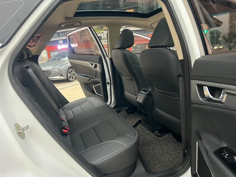 Geely Emgrand GS 2018 Versión deportiva 1.8L Tipo de collar automático interior foto 11