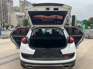 Geely Emgrand GS 2018 Versión deportiva 1.8L Tipo de collar automático interior foto 12