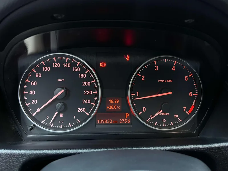 BMW X1 2015 sDrive18i Fashion Upgrade Edition interior photo 13