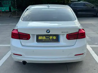 BMW 3 Series 2016 320i Estilo de moda exterior foto 5