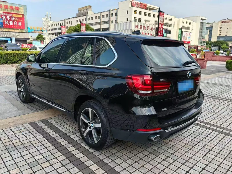 BMW X5 2017 xDrive28i interior photo 9