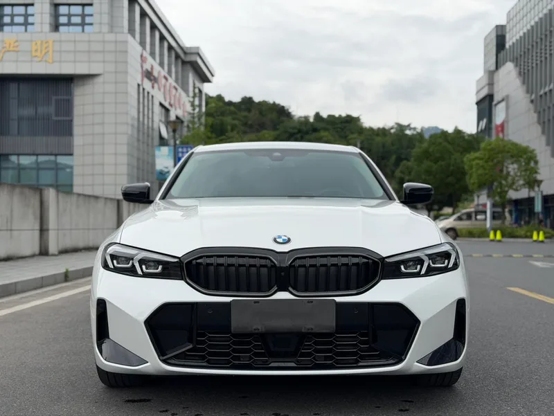 BMW 3 Series 2025 330Li M Sports Night Suit exterior photo 2