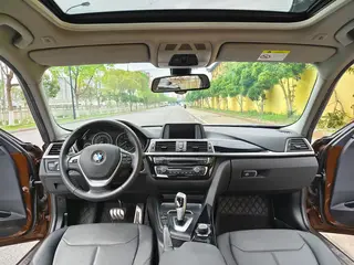 BMW 3 Series 2017 320Li Fashionable interior photo 6