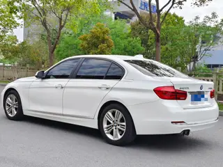 BMW 3 Series 2017 320Li Fashionable interior photo 8