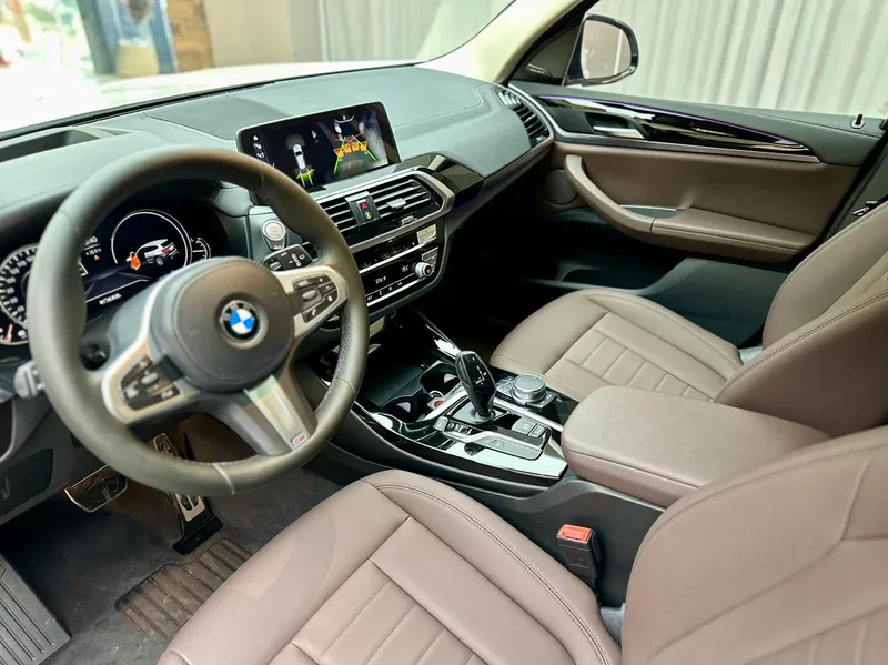 BMW X3 2018 xDrive25i M Sports suit Country VI interior photo 8