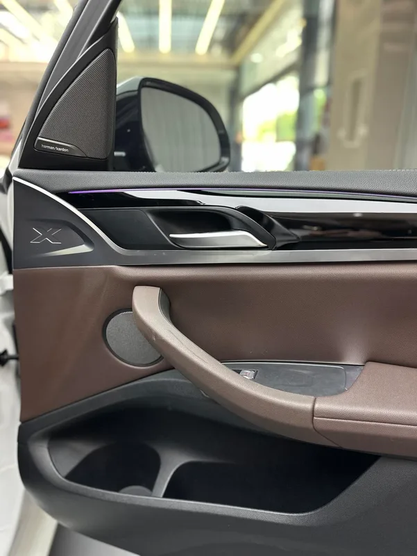 BMW X3 2018 xDrive25i M Sports suit Country VI interior photo 10