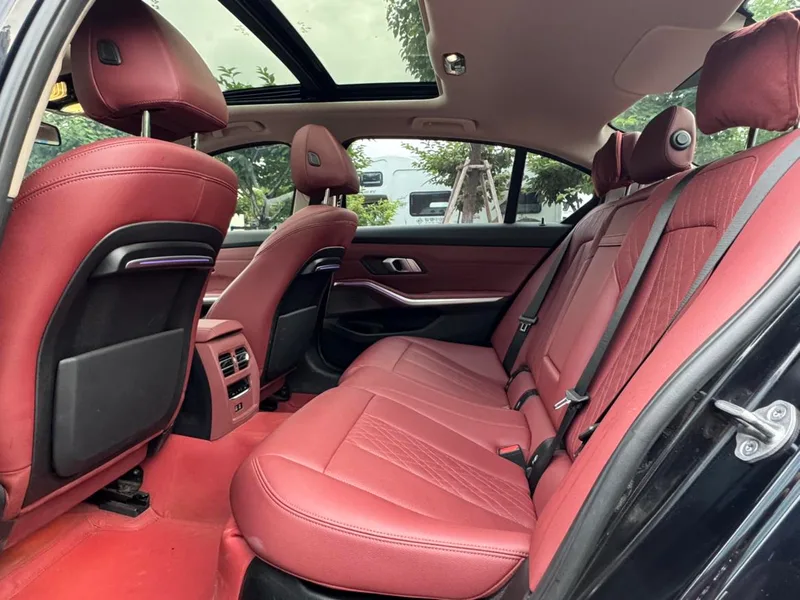 BMW 3 Series 2022 Restyling 325Li M Sports suit interior photo 14