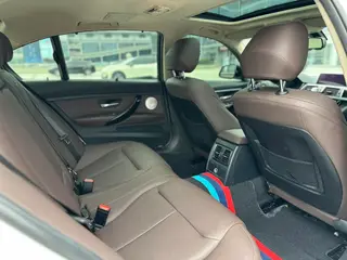BMW 3 Series 2019 320Li M Спортивный костюм интерьер фото 12