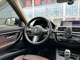 BMW 3 Series 2019 320Li M Спортивный костюм интерьер фото 18