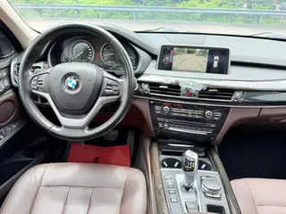 BMW X5 2014 xDrive35i Luxury type interior photo 14