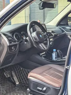 BMW X3 2019 xDrive25i M Sports suit interior photo 11