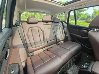 BMW X3 2019 xDrive25i M Sports suit interior photo 14