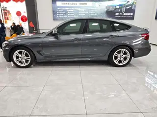 BMW 3 Series GT 2019 320i M Спортивный интерьер фото 18