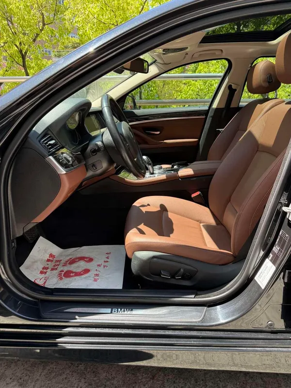 BMW 5 Series 2014 528Li xDrive Leader extérieur photo 6