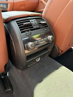 BMW 5 Series 2014 528Li xDrive Leader intérieur photo 12
